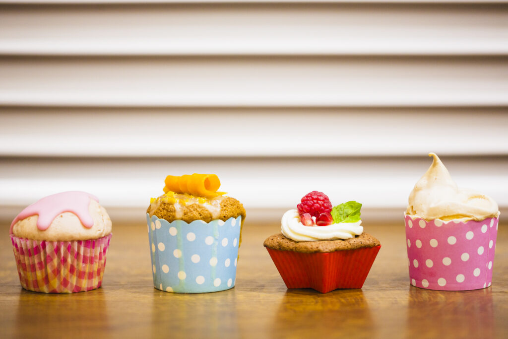 Food Grade Paper Muffin Cups Designed for Busy Professional Kitchens lovely cupcakes table